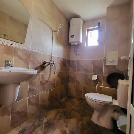 Globus Affittacamere 2*