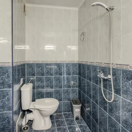 بيت ضيافة Globus 2*