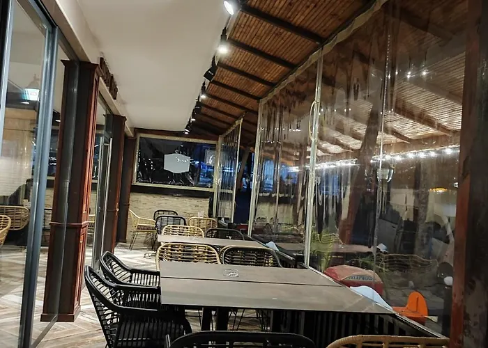 Globus Vendégház Kiten